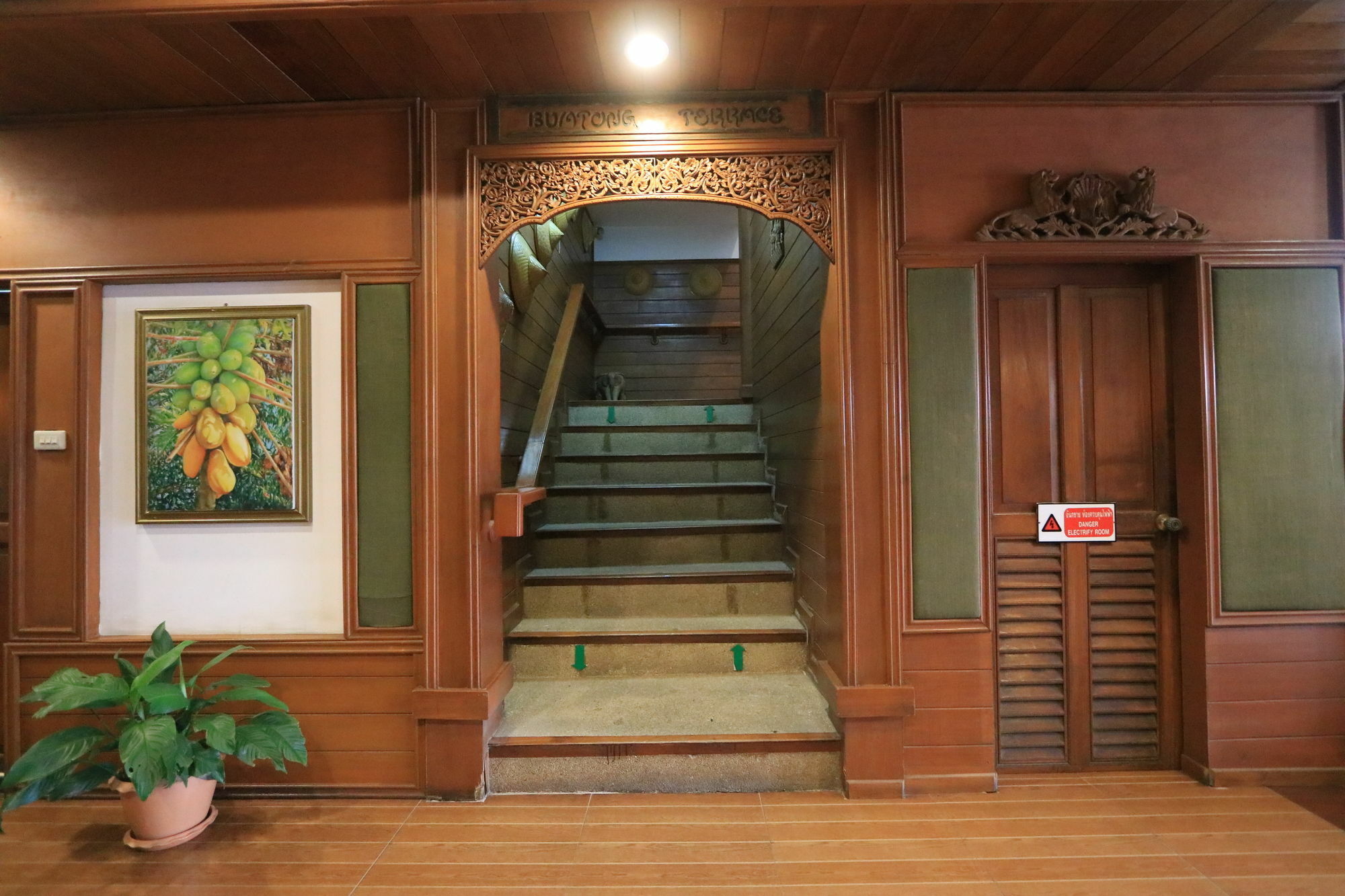 Baiyoke Chalet Hotel Mae Hong Son Exterior photo